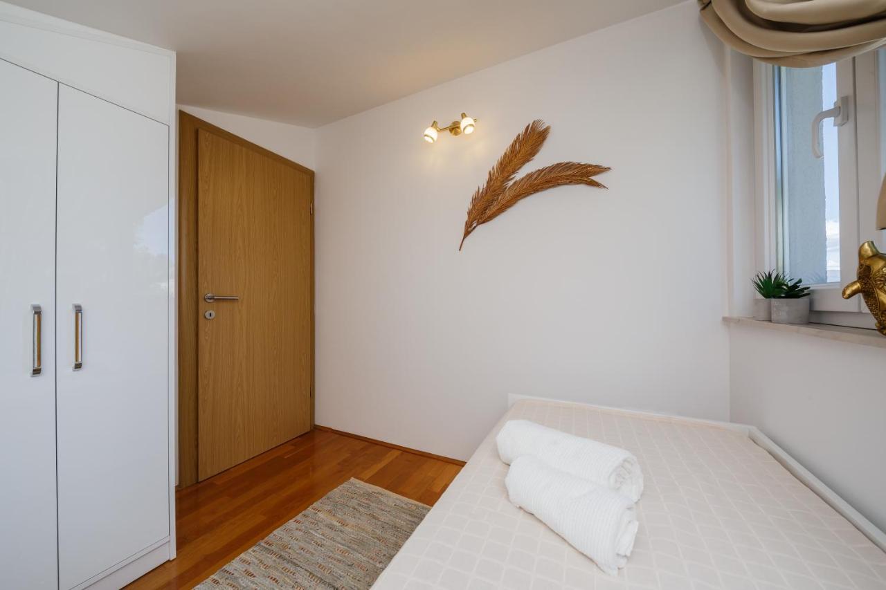 La Perla Apartment Trogir Ngoại thất bức ảnh