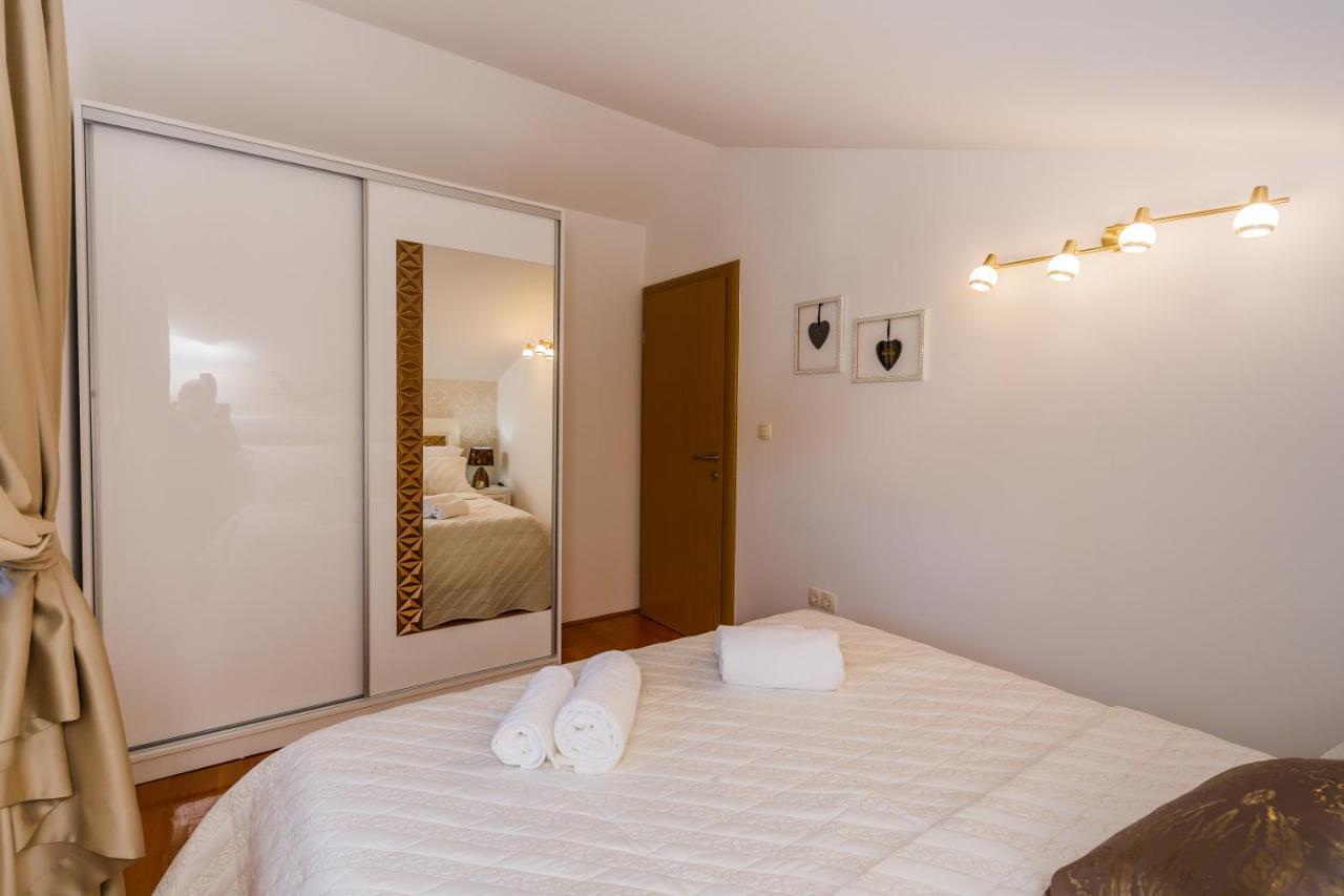 La Perla Apartment Trogir Ngoại thất bức ảnh